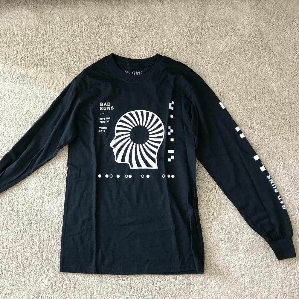 Bad Suns band shirt